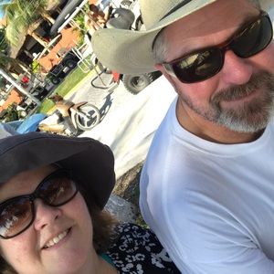 Meet your Posher, Roi